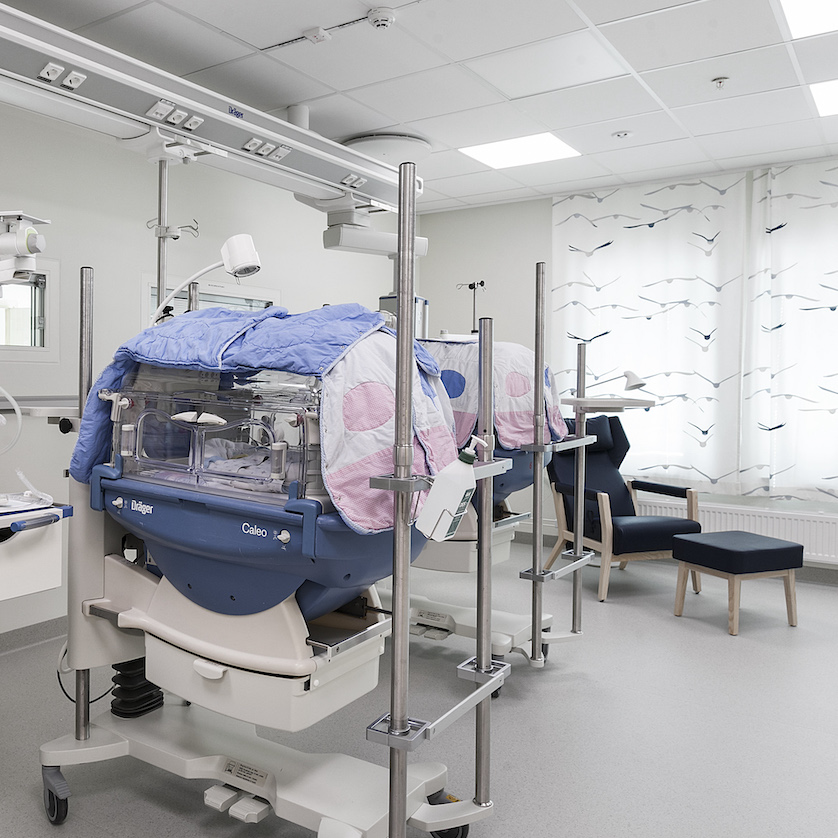 Biocentric lighting in neonatal ward